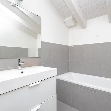 38 Apartment